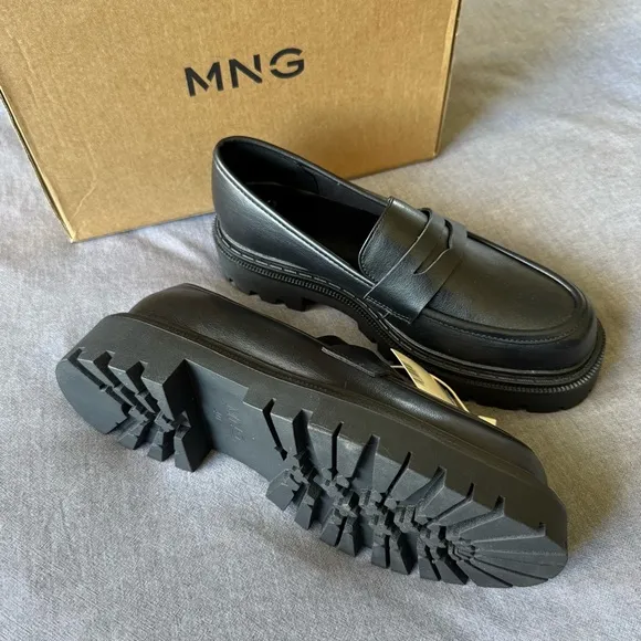 NWT Mango Women's Black Platform Loafers size 40