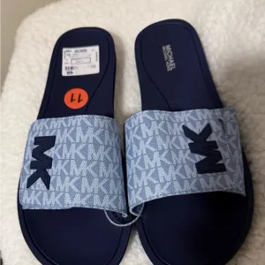 NWT Michael Kors Navy and Light Blue Slide Sandals