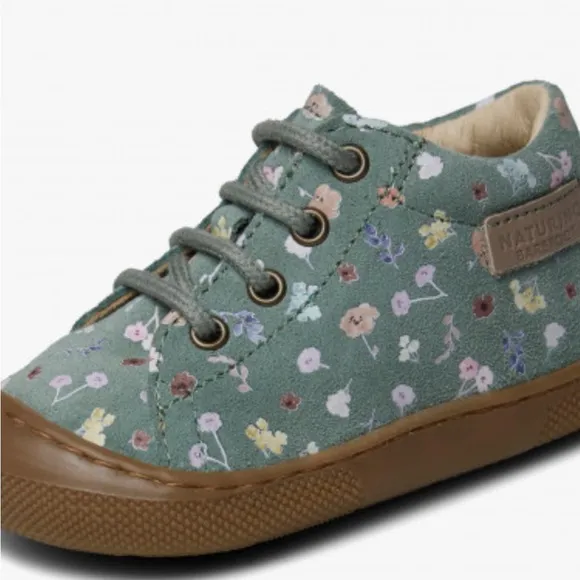 NWT NATURINO AMUR Suede barefoot shoes in Sage