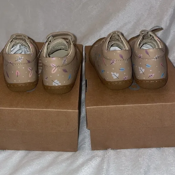 NWT NATURINO COCOON Leather first step shoes in Beige