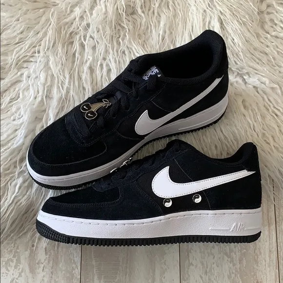 NWT Nike Air Force 1 black suede