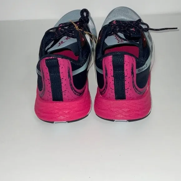 NWT, Reebok Running Shoe, Size 11
