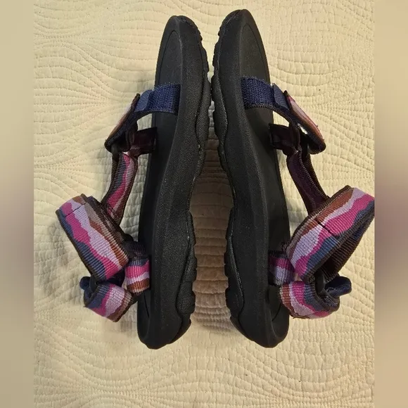 NWT TEVA Kids Hurricane XLT 2 Sandals