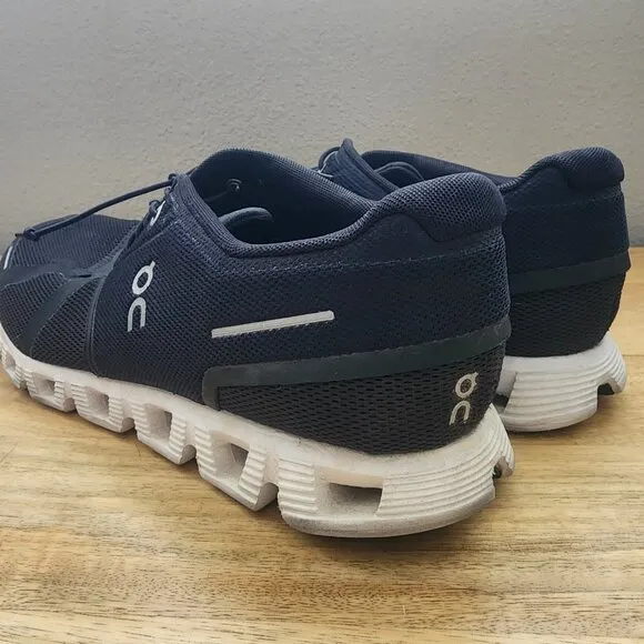 On Cloud 59.98919 Black/White Athletic Running Sneaker Shoes Mens Size 11.5