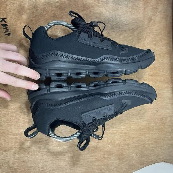On Cloudaway Women's Size 11 Black Running Shoes Sneakers