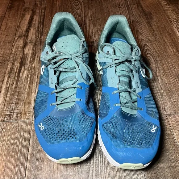 On Cloudflow Men’s Running Shoes in Green / Blue Size 10