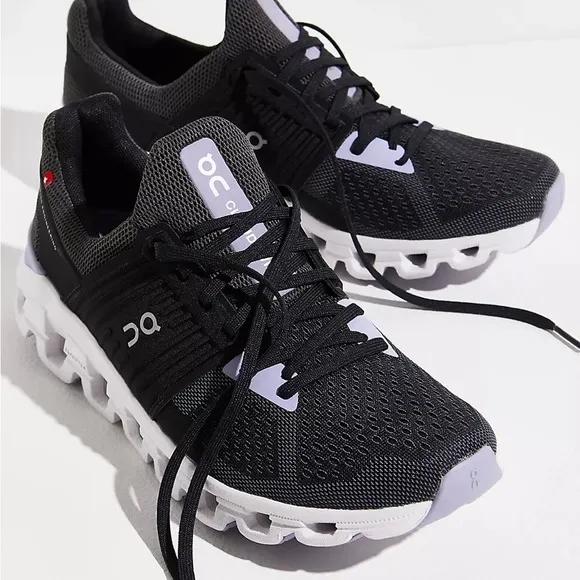 ON Clowswift running shoes NWOT