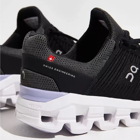 ON Clowswift running shoes NWOT