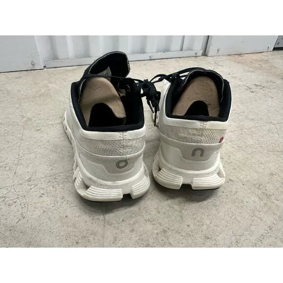 On‎ Running Cloud X women’s shoes white size 6.5