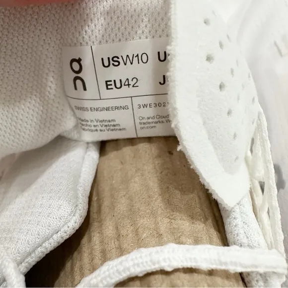 On Running Cloudnova 2 Women’s Shoes