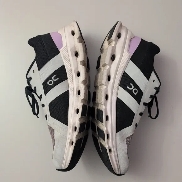 On Running CloudRunner Women's Black and White Running Shoes 10