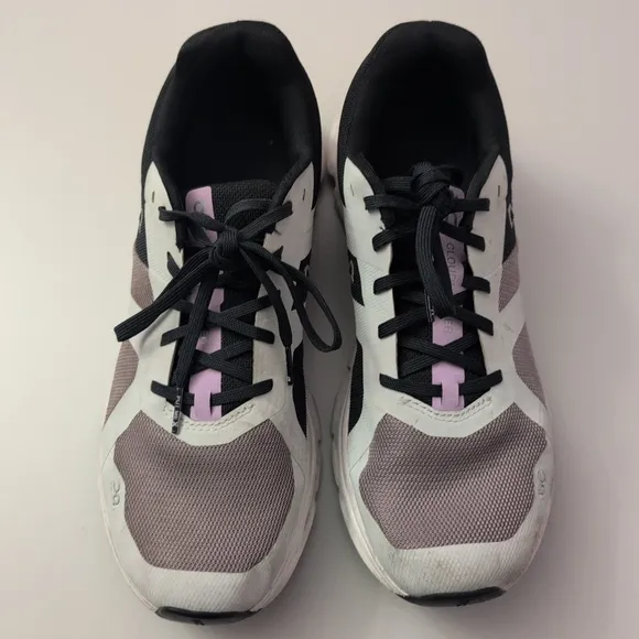 On Running CloudRunner Women's Black and White Running Shoes 10