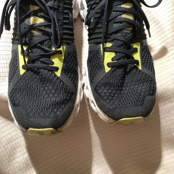On running cloudswift men charcoal gray and yellow running shoes, 12