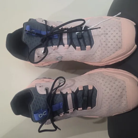 On Running Women's Cloudultra Pink Running Shoes