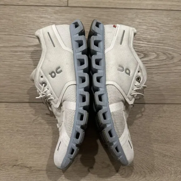 ON Women's Cloud 5  White Blue Running Sneakers Shoes Size 9.5 US