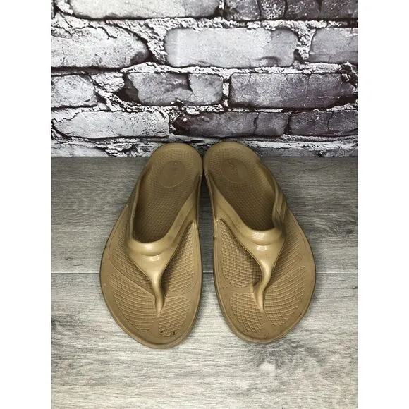Oofos Oolala Camel Nude Rubber Thong Lightweight Sandals Women Sz 40EU/9M US