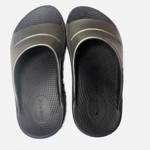 Oofos WOMEN'S OOAHH LUXE SLIDE SANDAL Black Metallic Slide Sandals size 7 EU38