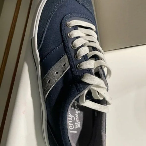 Penguin suede sneaker navy size 7