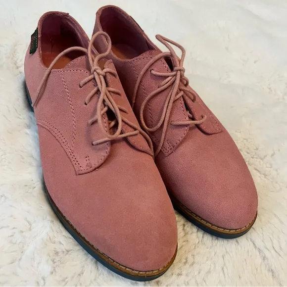 Pink Suede Lace-Up Shoes G.H. Bass Ely 2 desert rose