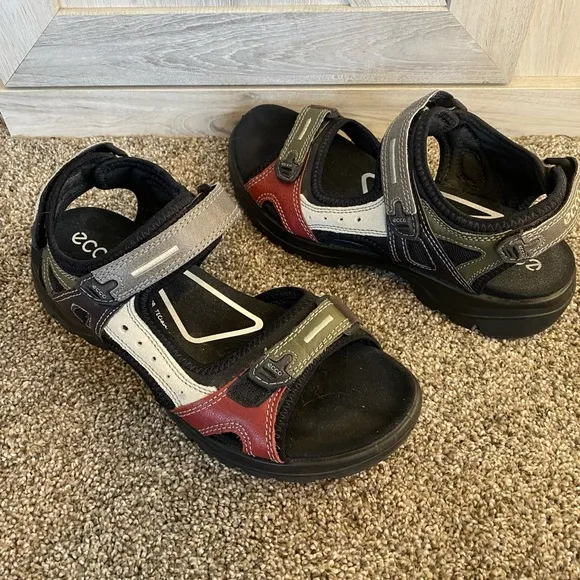 Pristine ECCO Offroad Multicolor Leather Sandals 40(9/9.5)