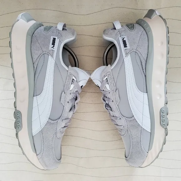 Puma Mens Wild Rider Vintage Glacial Gray Suede Shoes Sneaker 381595-04 Size 9