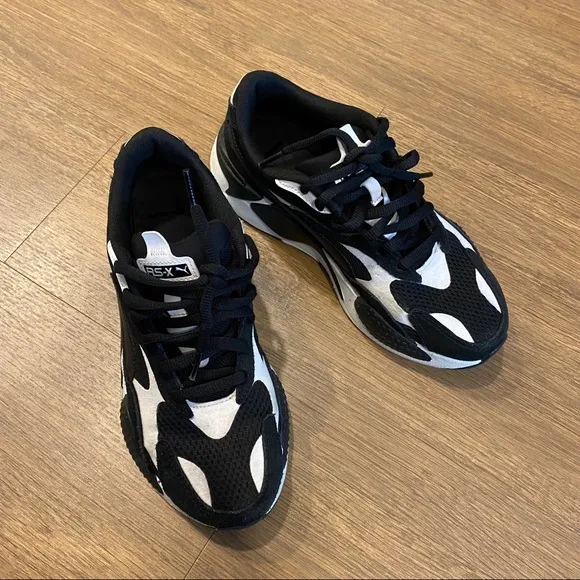 Puma RS-X Black &amp; White Dad Sneakers Size 6 Big Kids 8 Woman