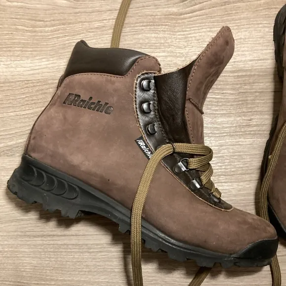 Raichle of Switzerland hiking boots chocolate brown 8