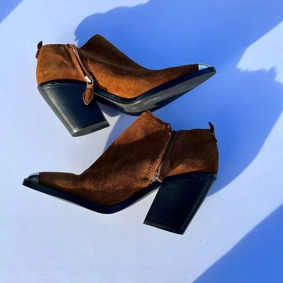Rebecca Minkoff Seiji Notched Suede Ankle Boots Size 10