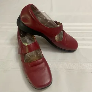 Red Leather Womens Mary Jane Shoes Excellent Quality Size 41 (9.5 US Conversion)