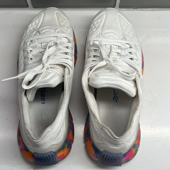 Reebok Zig KINETICA Junior Running Shoes FX5288 Sneakers Size 5 White
