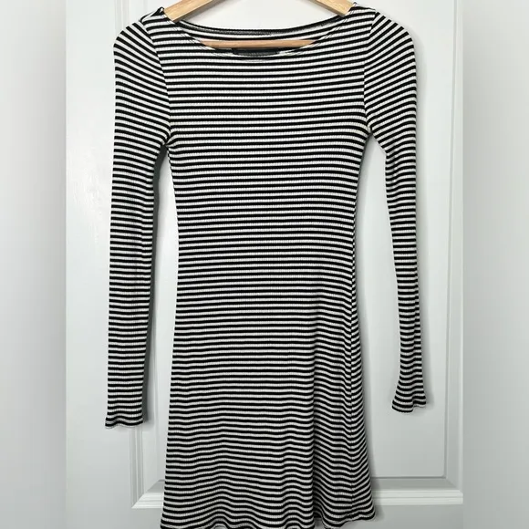 Reformation Black and White Striped Ribbed Minidress Size Small