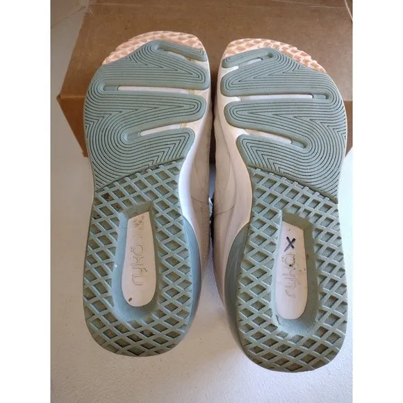 Ryka women's gray white running shoes size 9.5
