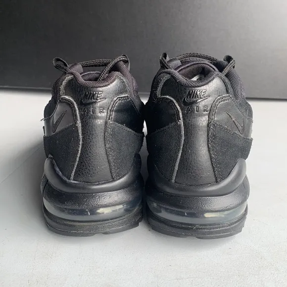 S368 Nike Air Max‎ 95 GS Athletic Shoes Triple Black Boys Size 6Y