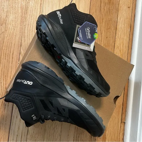 Salomon Outpulse Mid GTX Mens Size 8.5 Black High Top Hiking Boots Shoes