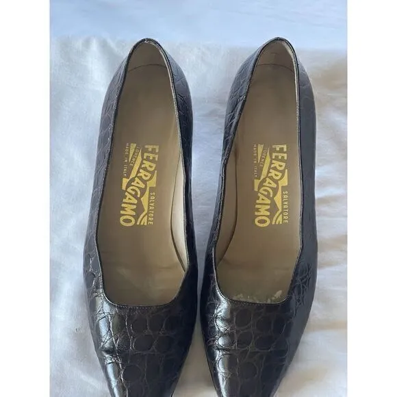 Salvatore‎ Ferragamo Croc Embossed Dark Brown Almond Toe Women's 7