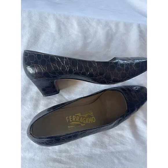 Salvatore‎ Ferragamo Croc Embossed Dark Brown Almond Toe Women's 7