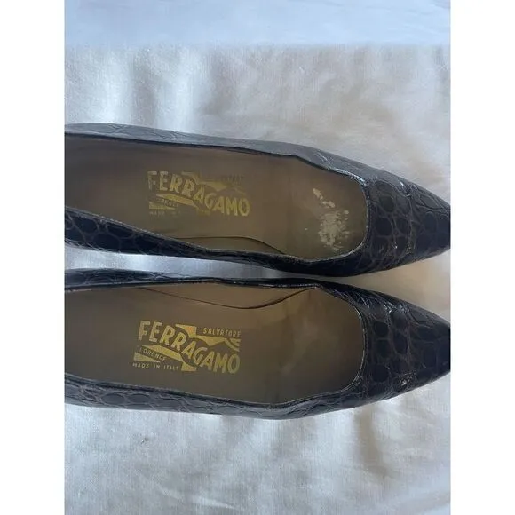 Salvatore‎ Ferragamo Croc Embossed Dark Brown Almond Toe Women's 7