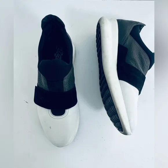 Salvatore Ferragamo Men’s Sneakers 11