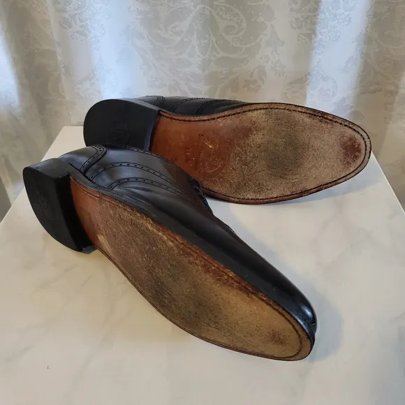 Samuel Windsor Men's Wingtip Oxford Dress Shoes, Size 11, Black, Classic, Elegan