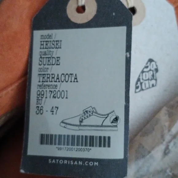 Satorisan Women's Heisei Suede Terracota Shoes. Size 37 US(6-6.5 Women).