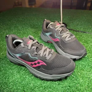 SAUCONY EXCURSIÓN TR16 - Women’s Running Shoes - SIZE 8.5