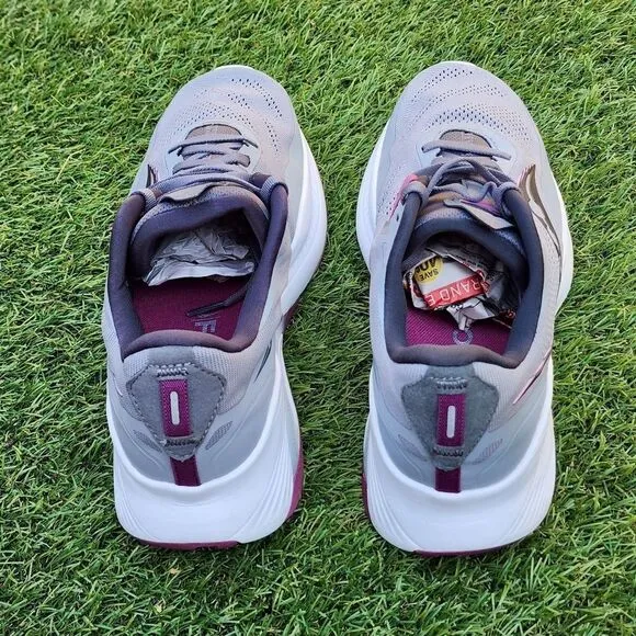 SAUCONY GUIDE 15 - Women's Athletic Shoes - SIZE 10