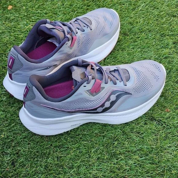 SAUCONY GUIDE 15 - Women's Athletic Shoes - SIZE 10