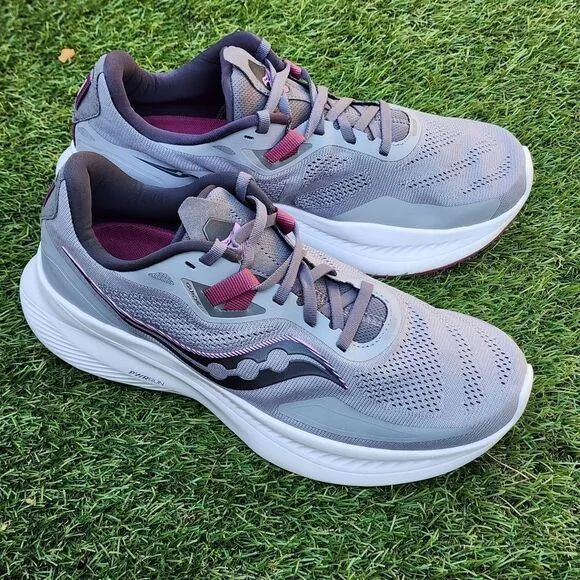 SAUCONY GUIDE 15 - Women's Athletic Shoes - SIZE 10
