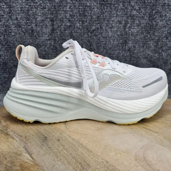Saucony Hurricane 24 Women's Size 10.5 White Athletic Running Shoes S10933-246