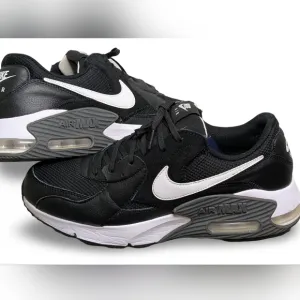Size 11.5 - Nike Air Max Excee Athletic Shoes Black/White CD4165-001