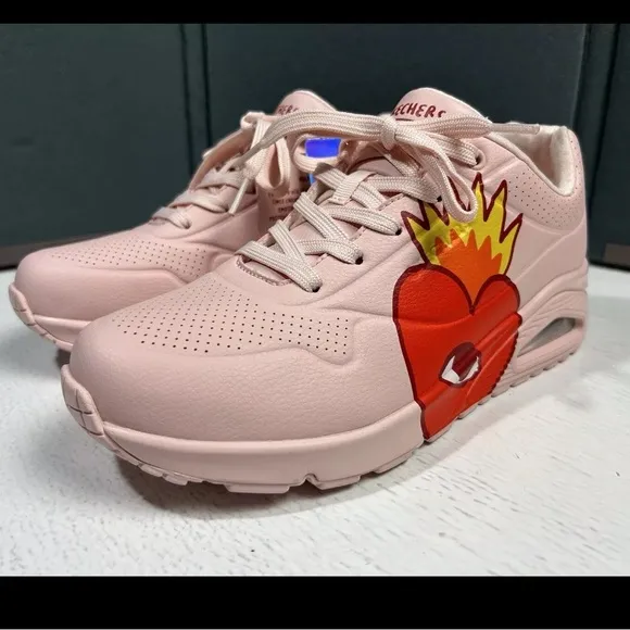 Skechers Uno Flaming Heart Ricardo Cavolo 177956 Pink Women Sz 9.5 Sneaker Shoes