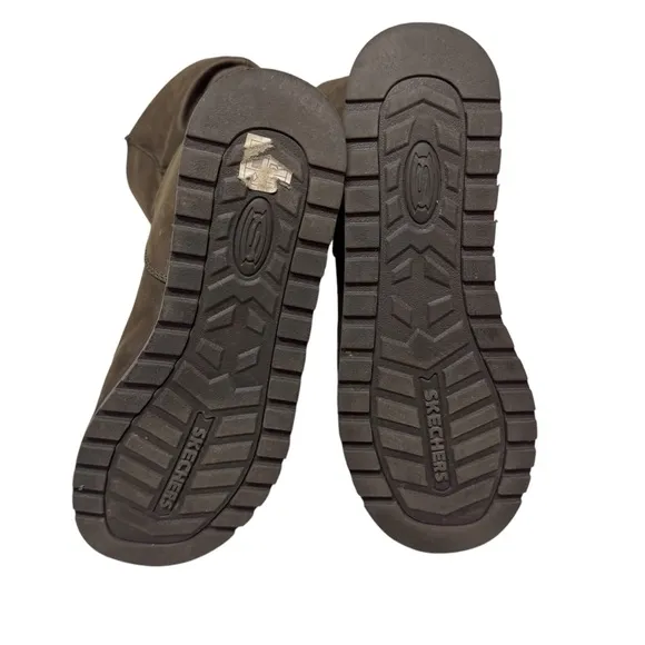 Skechers Women's Keepsakes Leatherette Mid Button Winter Boots Brown US Size 11