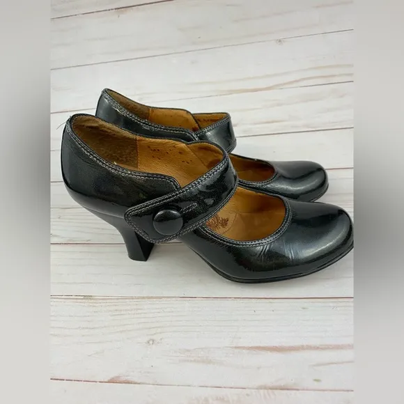 Sofft Women's Mary Jane Pumps Shoes Size 5.5 M Black Leather Söfft