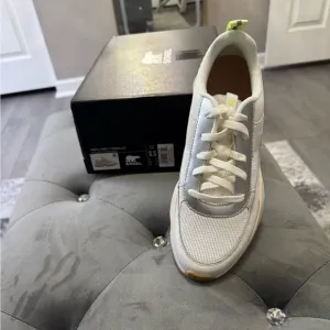 Sorel athletic shoes